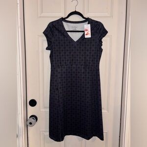 NWT L.L. Bean Women's Navy Patterned Fitness Midi Dress